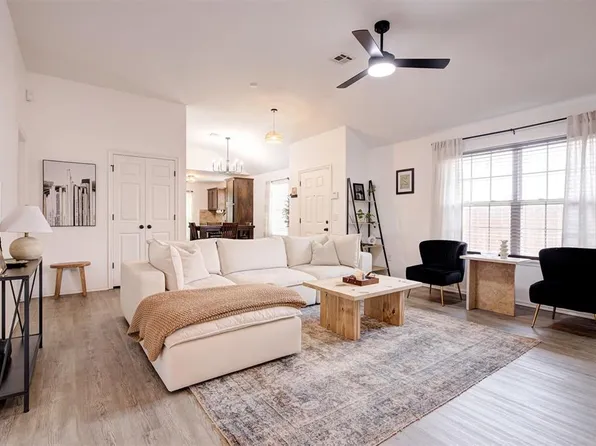 12601 Heritage Oaks Dr, Oklahoma City, OK 73120