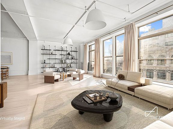 3rd image of 652 Broadway APT 6F