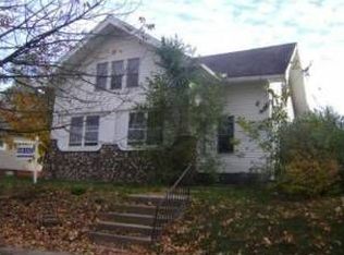 1114 Chalfant St, South Bend, IN 46617