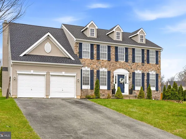 150 Durham Dr, Coatesville, PA 19320