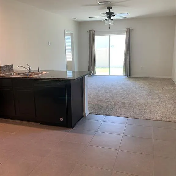 10977 Carlton Fields Dr — Photo 6