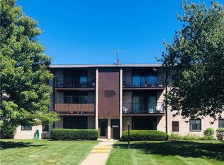 16340 Heather Ln #F103, Middleburg Heights, OH 44130
