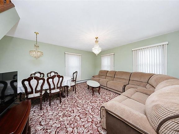 3rd image of 109 Coddington Ave