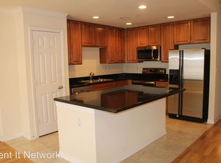 9870 Meadow Field Cir, Tampa, FL 33626