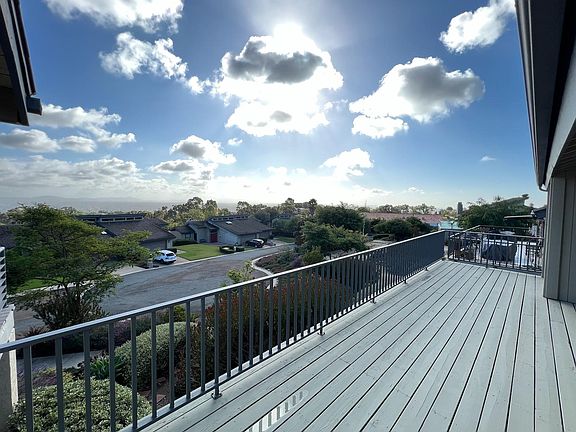 2nd image of 6671 La Jolla Scenic Dr S