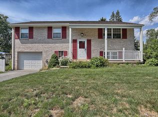 2725 Royal Rd, Lancaster, PA 17603