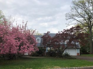 1331 Wood Valley Rd, Mountainside, NJ 07092