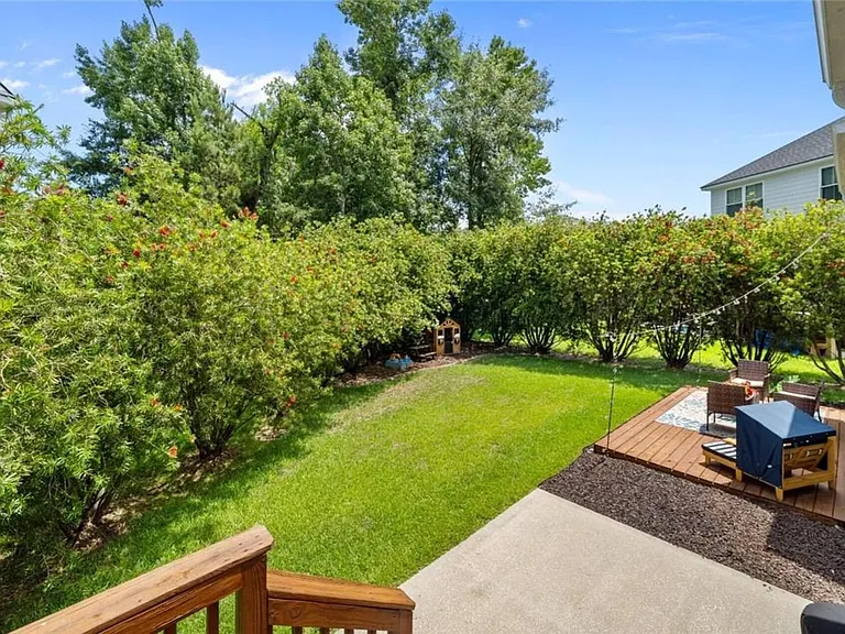498 Waverly Ln — Photo 61