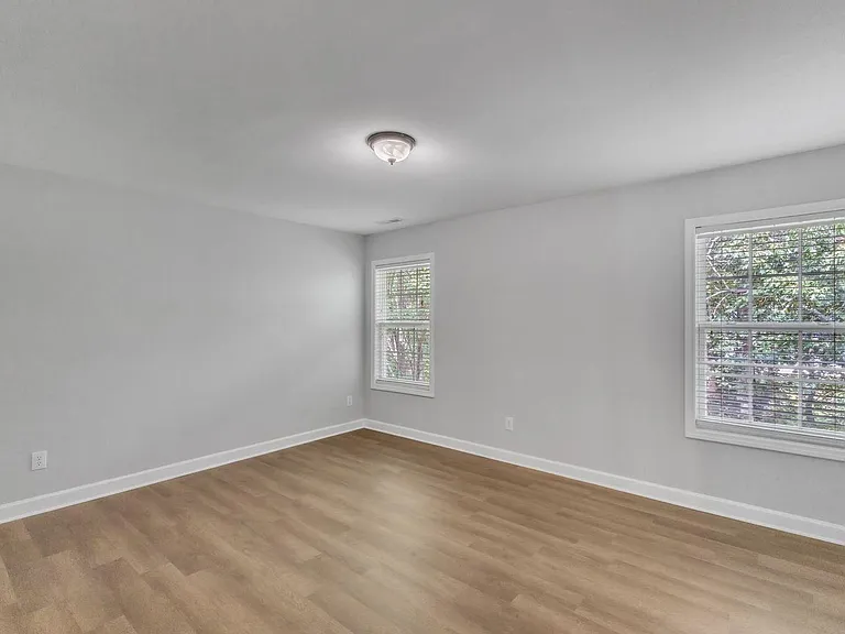 9301 Perini Ct — Photo 27