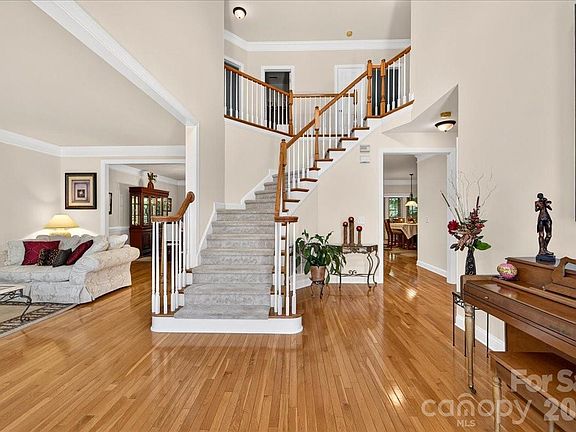 4th image of 16725 Hammock Creek Pl