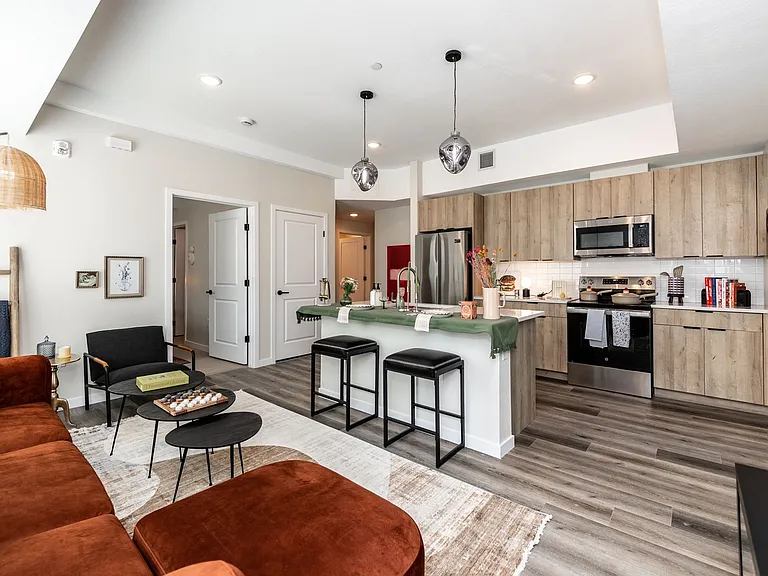 810 S Weber St — Photo 12