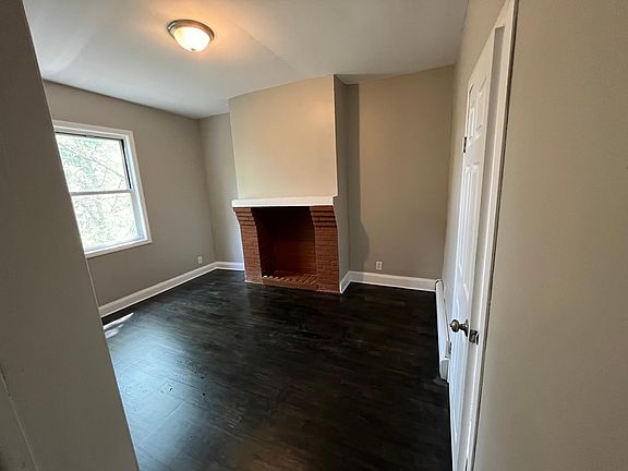 5th image of 22 Martin Luther King Jr Blvd Floor 2