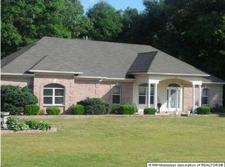 1635 Grass Pond Rd, Hernando, MS 38632