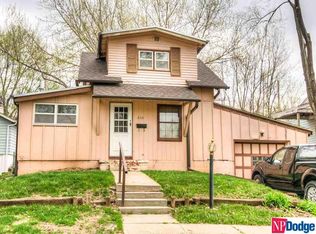 2331 N 70th St, Omaha, NE 68104
