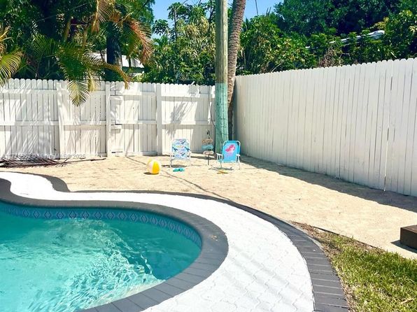 1524 SW 32nd Ct, Fort Lauderdale, FL 33315