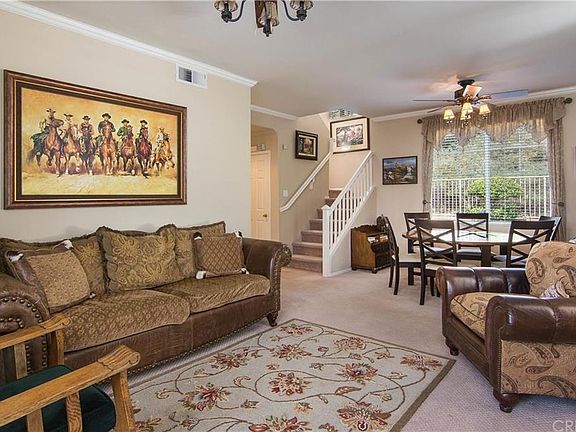 3rd image of 27150 Manor Cir