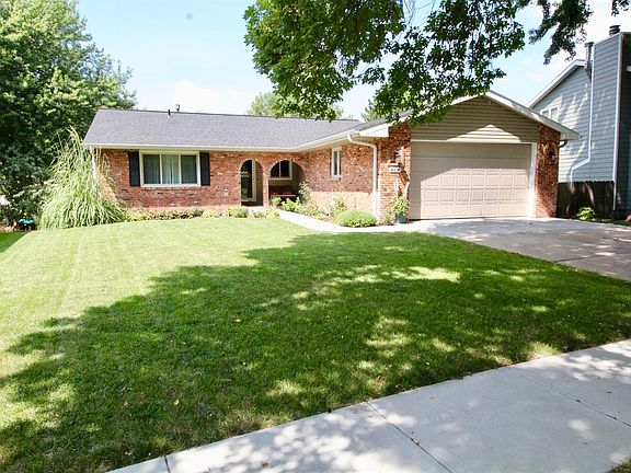 3rd image of 4808 Duxhall Dr