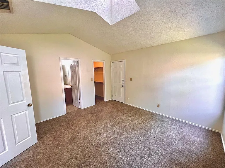 367 Fantail Loop #B — Photo 9