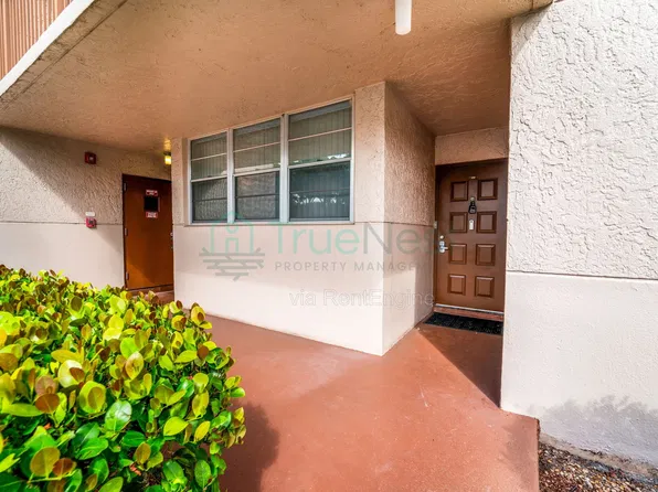 1900 Sabal Palm Dr APT 106, Davie, FL 33324