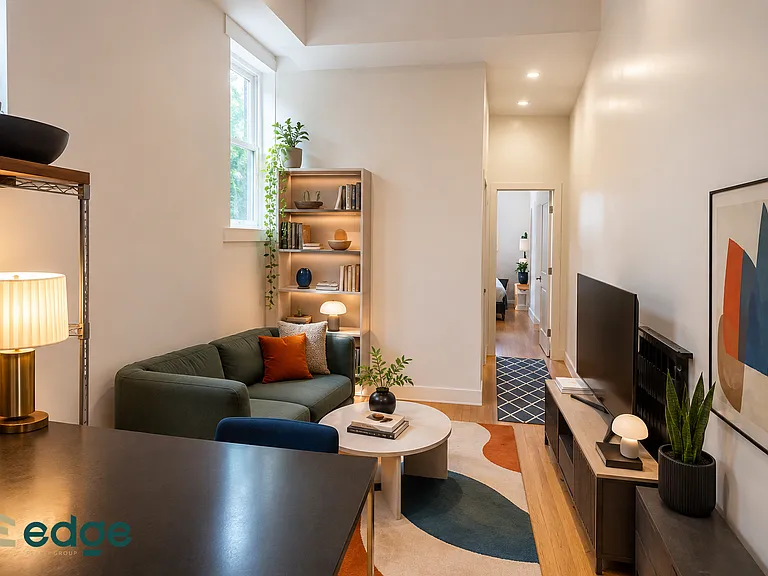 307 Devoe St #1L — Photo 1