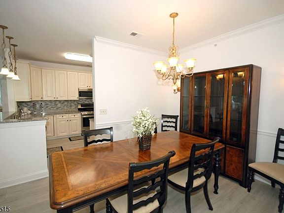 3rd image of 6 Quarry Dr #A2