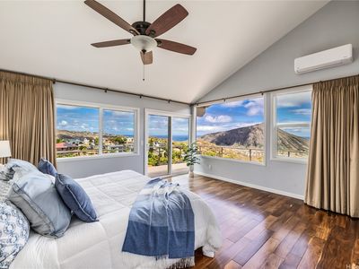 1048 Kaupaku Pl, Honolulu, HI, 96825
