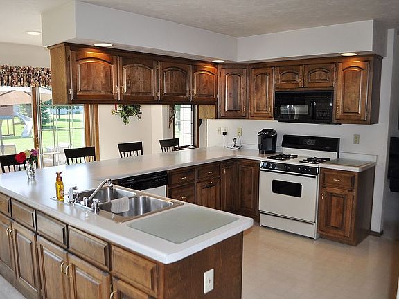 Large Kitchen