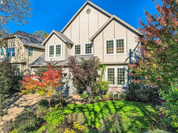 1085 SE Rimrock Ln, Milwaukie, OR 97267