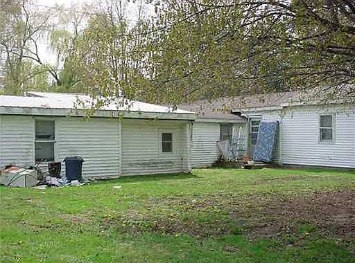 2nd image of 1775 Curtis Rd