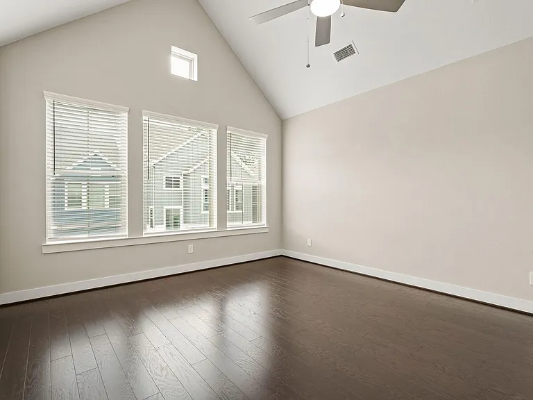 10972 Hewitt Cliff Ln — Photo 14