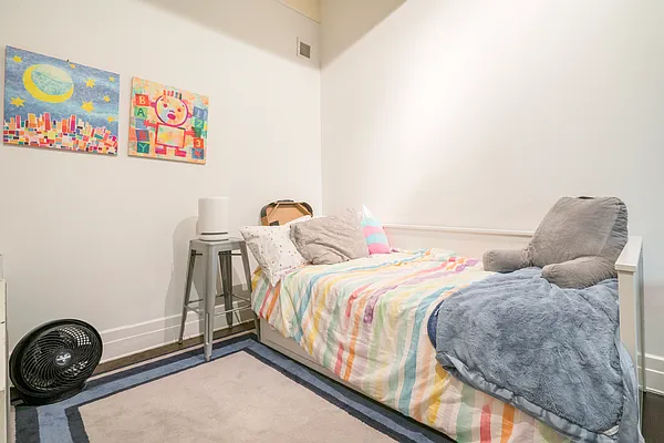 Rented by Compass | media 21