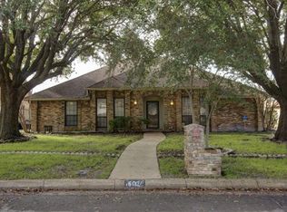602 Hinsdale Dr, Arlington, TX 76006