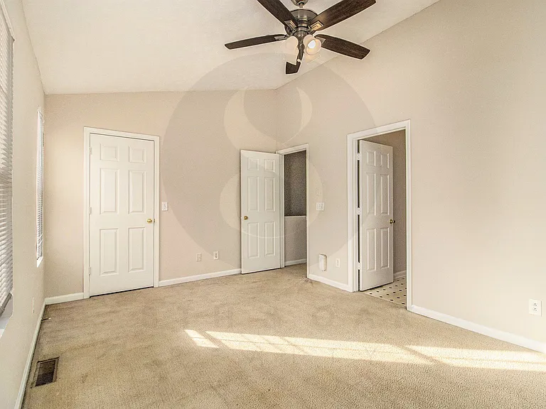 5570 Fair Creek Way — Photo 15