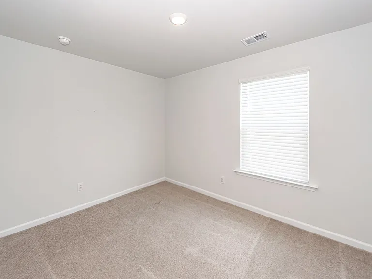214 Wild Strawberry Ln — Photo 30