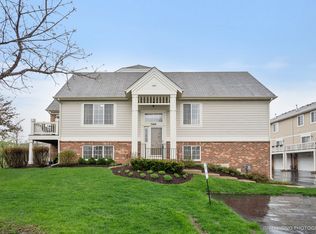 3404 Cameron Dr, Elgin, IL 60124