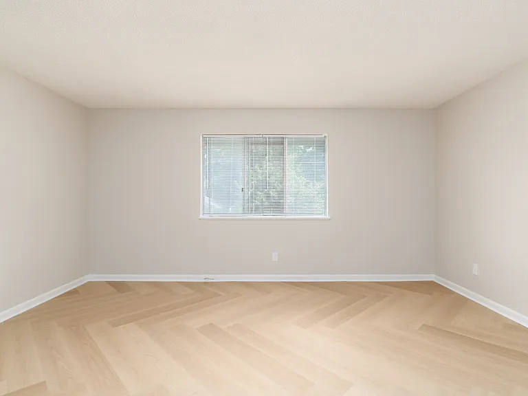 402 N Oakland Ave #7 — Photo 5