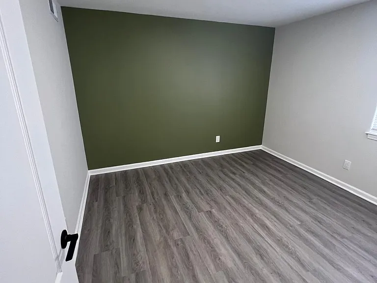 1080 Peabody Ave #4 — Photo 5