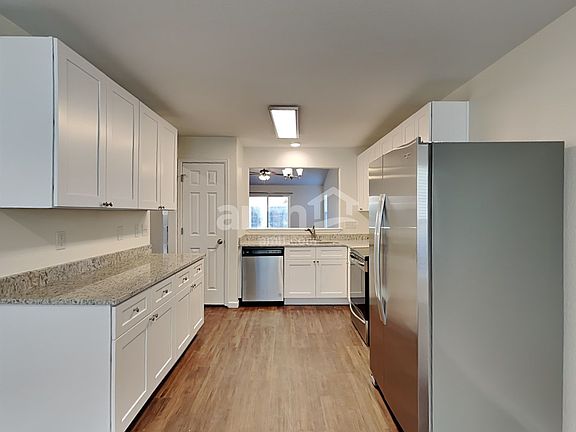 3rd image of 8444 Sunbow Ct