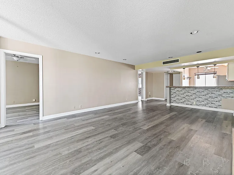 4080 Tivoli Ct #202 — Photo 8