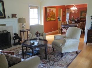 10505 Pinyon Ave, Tujunga, CA 91042