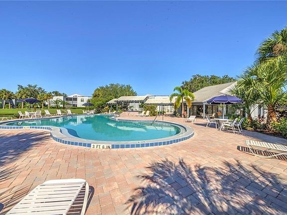 2nd image of 3638 Southpointe Dr