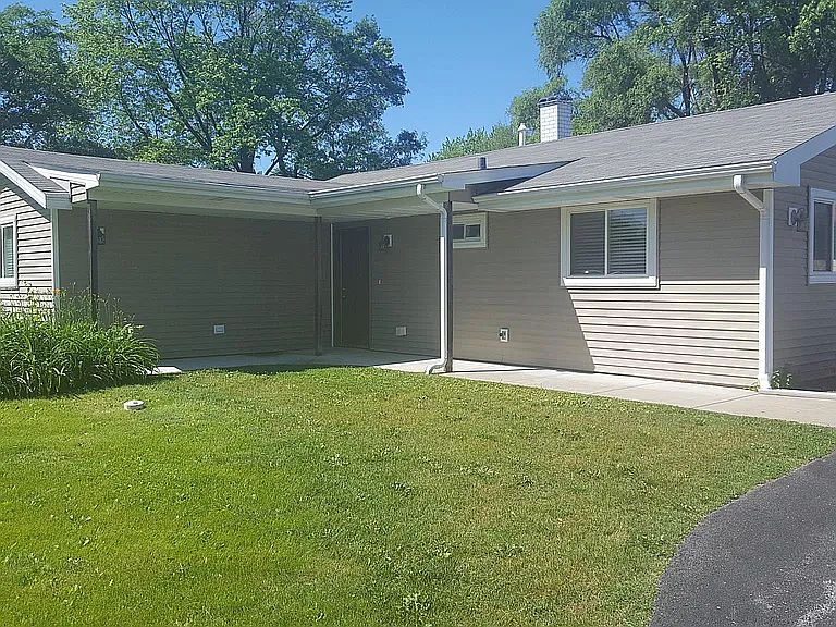 1st image of 8600 W 169th St