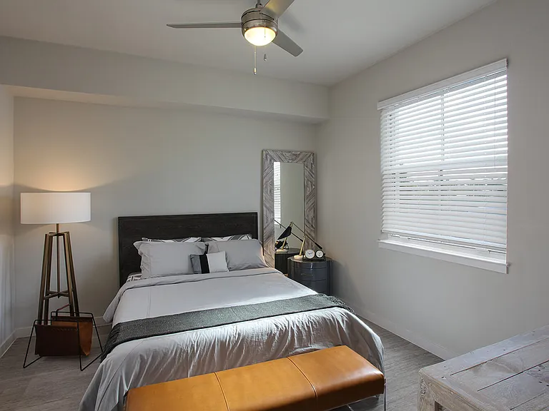 Legacy Naples Apartments — Photo 26