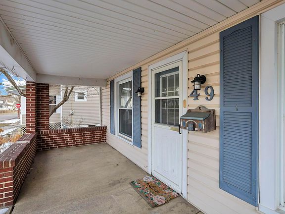 4th image of 49 E Channel St