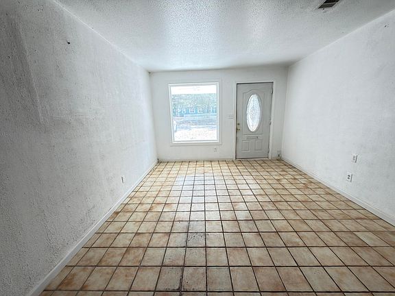 2nd image of 21 Ranger St