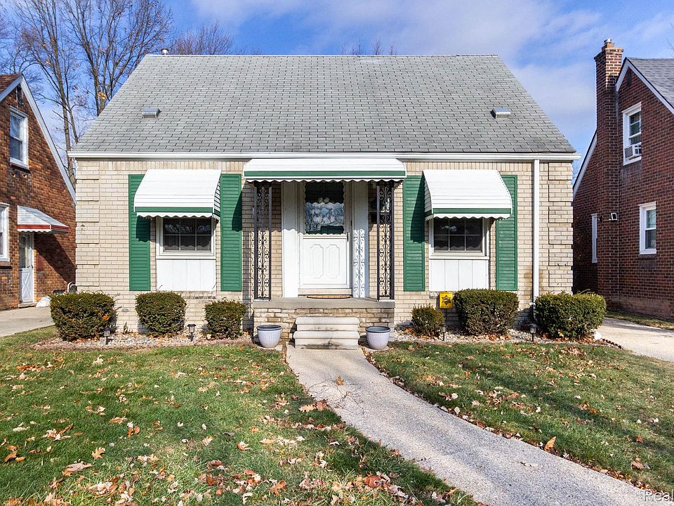 1st image of 20927 Hawthorne St
