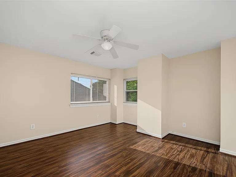 14135 Swallowfield Dr — Photo 39