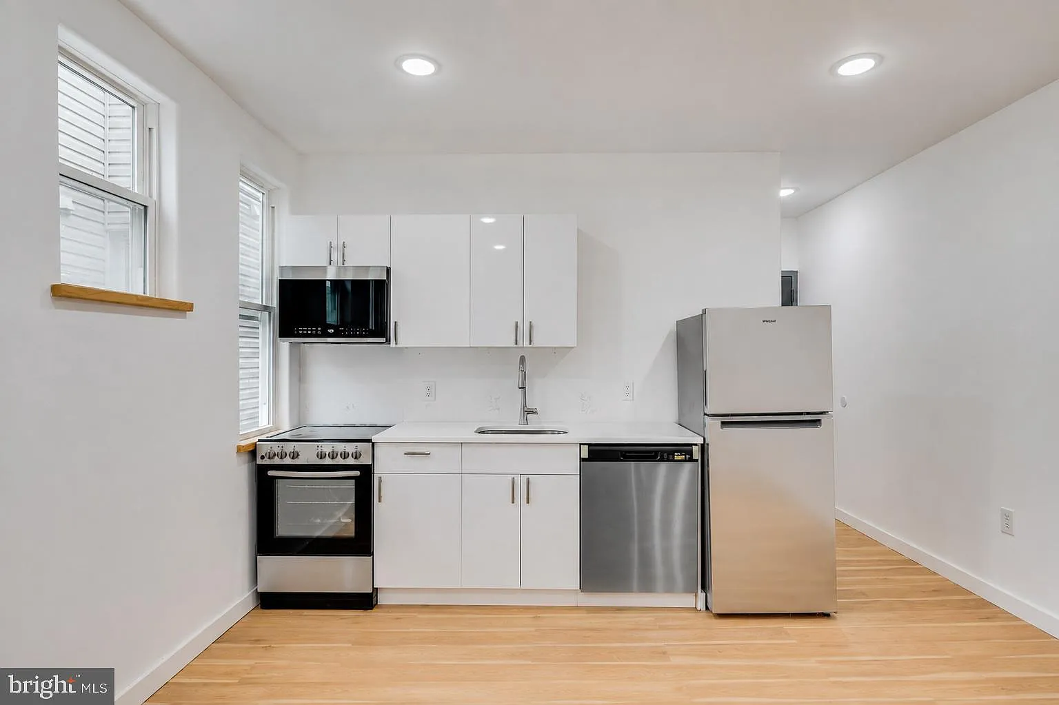 1 bed, 2139 sqft, $975 — Photo 3