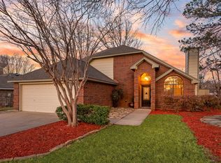 471 Caviness Dr, Grapevine, TX 76051