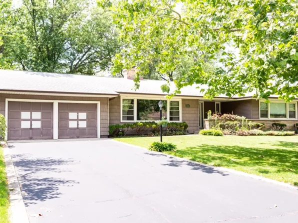 7234 Central Ave, Burr Ridge, IL 60527